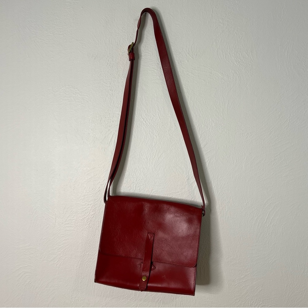 BeCa by Joy Gryson Red Leather Crossbody Satchel Bag Adjustable Strap